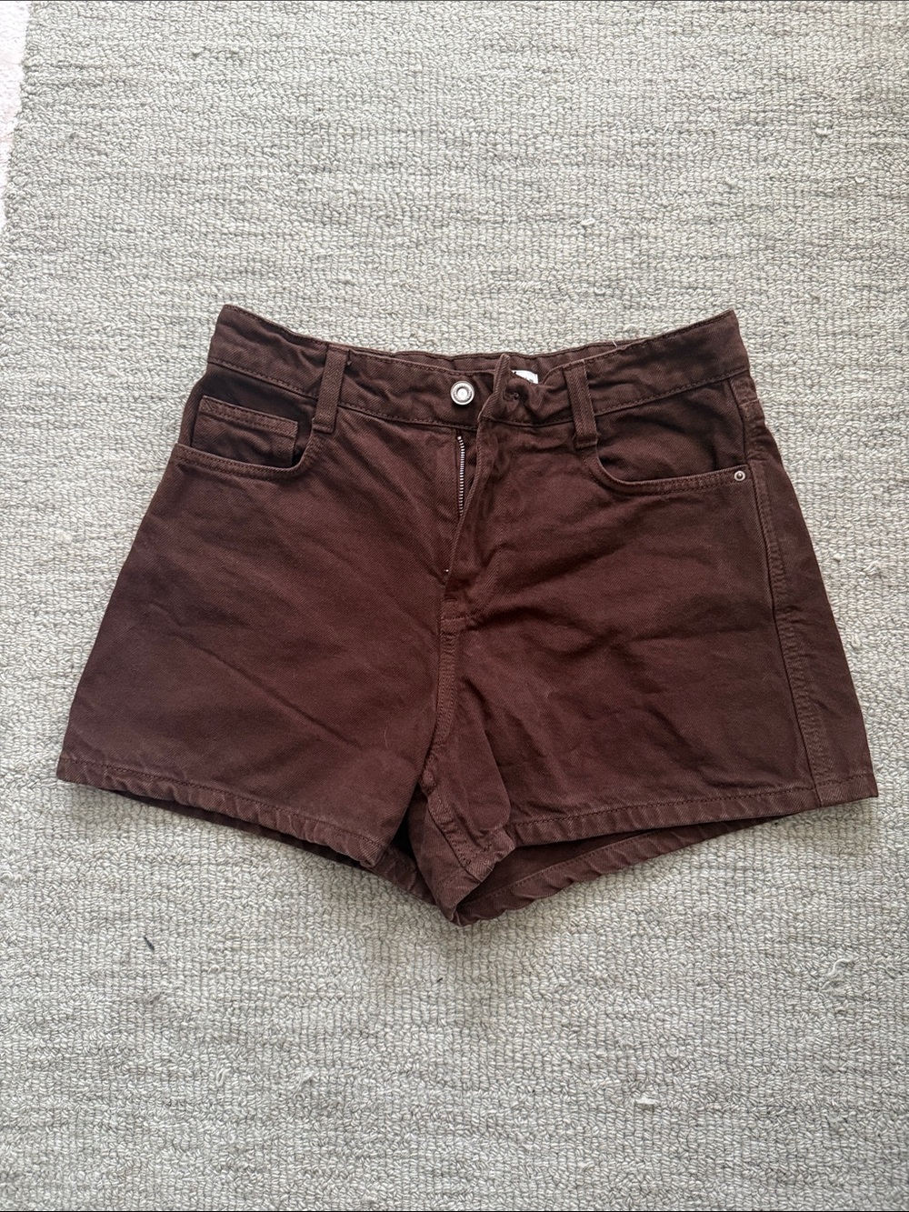 ZARA Mom fit mid rise shorts